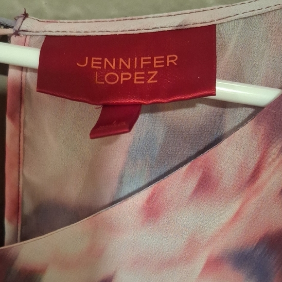 Jennifer Lopez Pink and Purple Asymmetrical Bell Sleeve Blouse - Picture 5 of 8